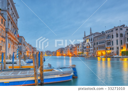 Views of the most beautiful canal of Venice Views of the most beautiful canal of Venice 33271010