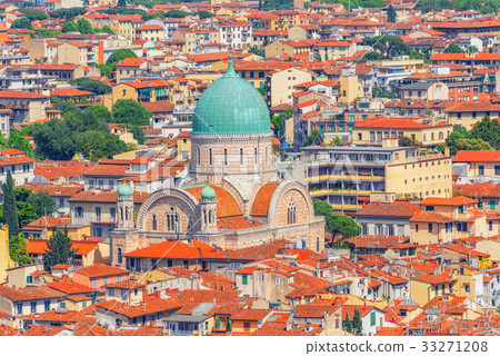 Above view of the Great Synagogue of Florence  33271208