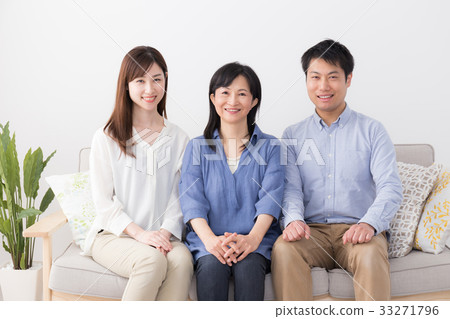 Family image 33271796