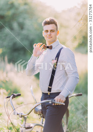 The close-up portrait of the modern-dressed best 33273764