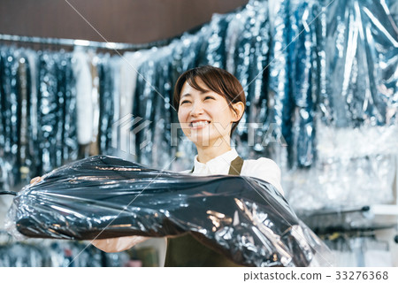 Cleaning shop 33276368