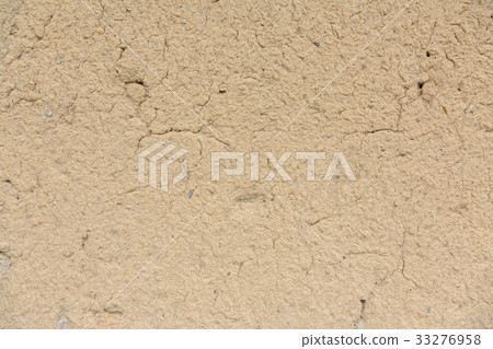 Earth wall ~ A wall painted with soil and straw 33276958