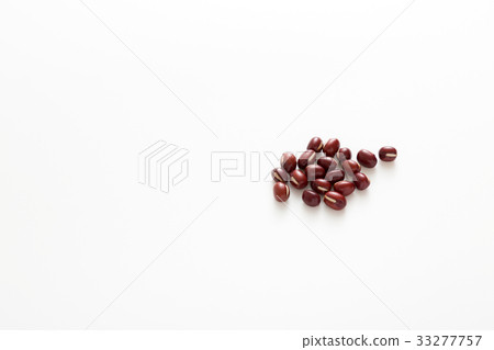 Red beans Red beans 33277757