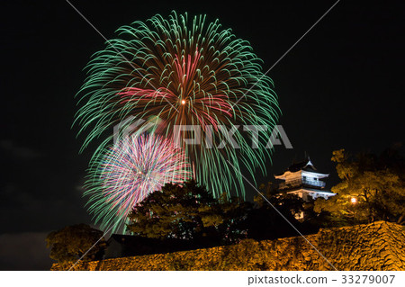 今治城堡和煙花 33279007