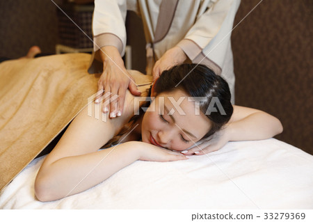 接受美學的女性 接受美學的女性 33279369