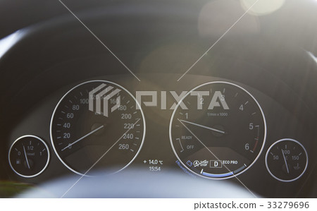 Instrument panel 33279696