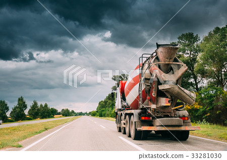 Special Concrete Transport Truck Unit In Motion On 33281030
