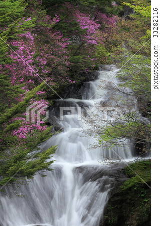 Crown Falls 33282116