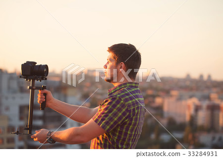 Videobloger record sunset 33284931