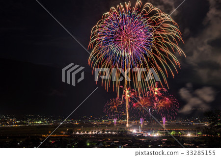 Yamanashi Shinmei's Fireworks Display Yamanashi Shinmei's Fireworks Display 33285155