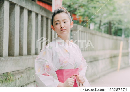 浴衣的小姐 浴衣的小姐 33287574
