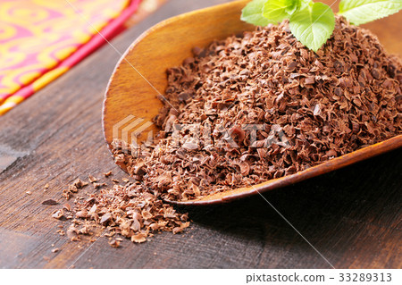 Grated baking chocolate Grated baking chocolate 33289313