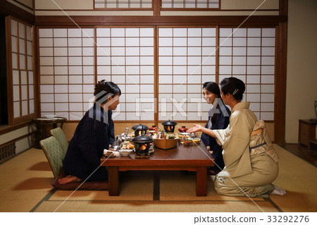 Ryokan Dinner 33292276