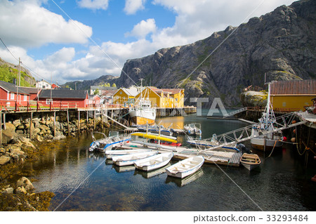 Norway, island of Nusfjord Norway, island of Nusfjord 33293484