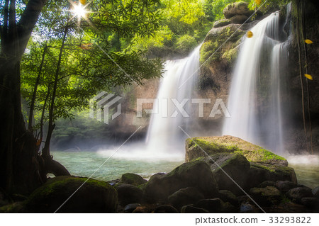 Huaw Suwat waterfall Huaw Suwat waterfall 33293822