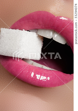 Beauty, cosmetics concept. Beauty girl with makeup 33294074