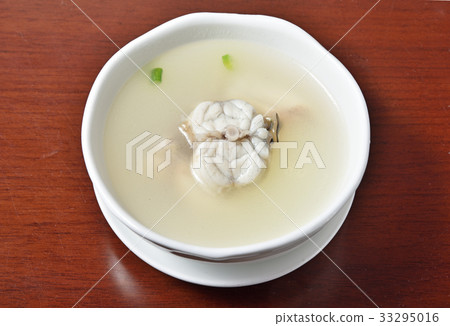 Puffer fish soup Puffer fish soup 33295016
