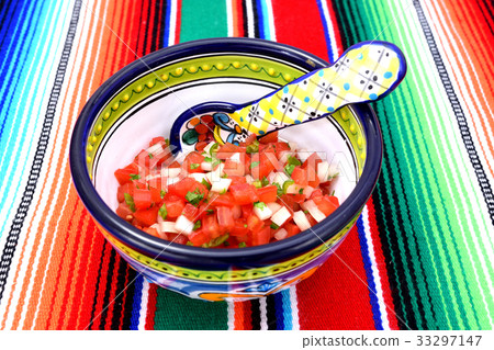 Salsa Mehicana (Mexican Cuisine) 33297147