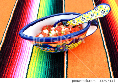 Salsa Mehicana (Mexican Cuisine) 33297431