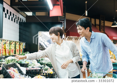 supermarket 33301072