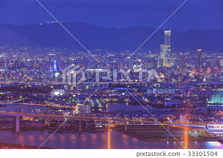 Osaka central city night view Osaka central city night view 33301504