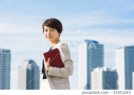 企業天空和大廈 33301843