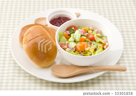 Chopped salad Chopped salad 33301858