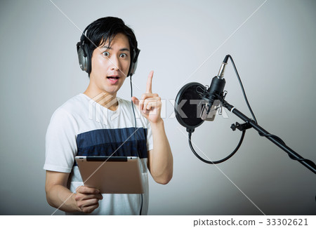 Vocal lessons Vocal lessons 33302621
