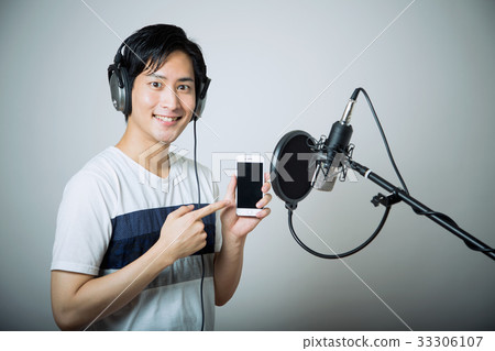 Vocal lessons 33306107