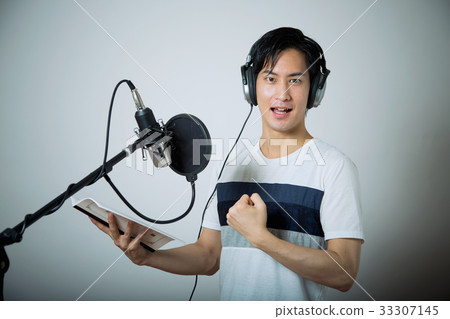 Voice actor lesson 33307145