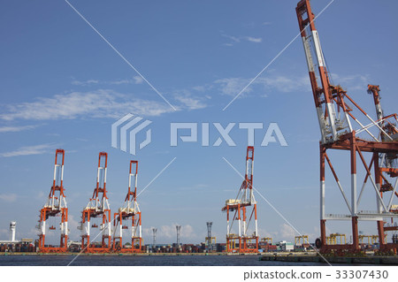 Yokohama Port Honmoku Gantry Crane Yokohama Port Honmoku Gantry Crane 33307430