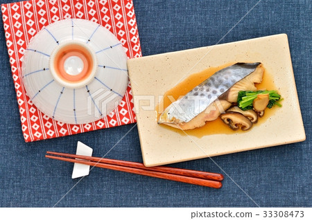 Japanese food, boiled fish sardines (sawala, straw). * Domestic-made mackerel. 33308473
