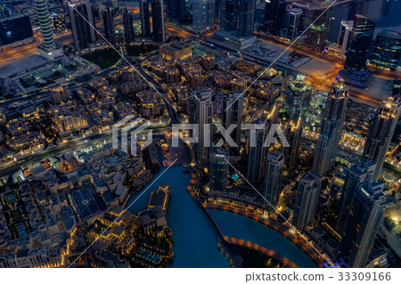 Dubai city seen from Burj Khalifa 33309166