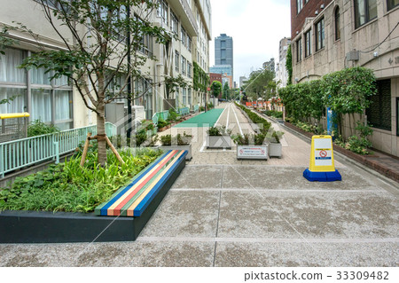 Hisamatsu Children's Park 33309482