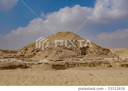 Pyramid of King Unas 33312638