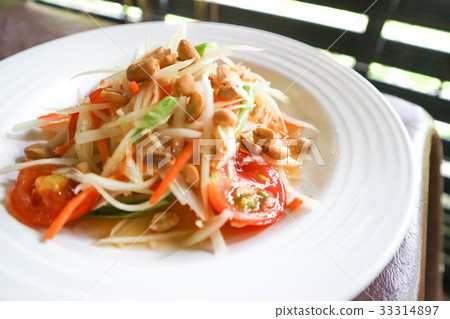 papaya salad ,spicy salad or Som Tan 33314897