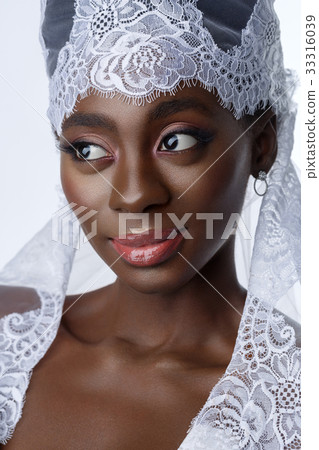 Beautiful african girl with veil hat 33316039
