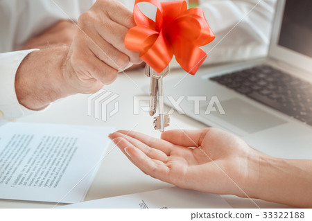 Woman with real estate agent in the agency office 33322188