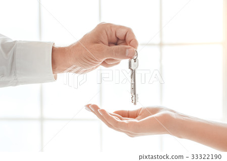 Woman with real estate agent in the agency office 33322190