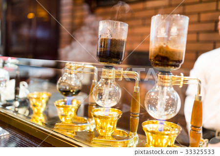 Siphon Coffee Brewing for hot coffee Siphon Coffee Brewing for hot coffee 33325533