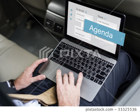 Digital Business To do List App Interface Digital Business To do List App Interface 33325536