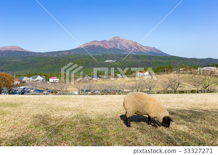 Mount Kirishima and farm Mount Kirishima and farm 33327271