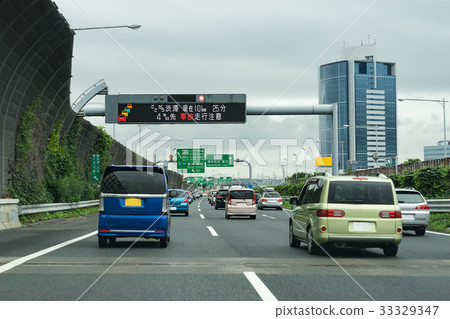 Traffic jam on Tomei Expressway 33329347