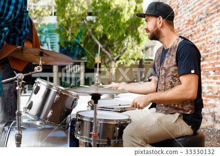 Feel the beat 33330132