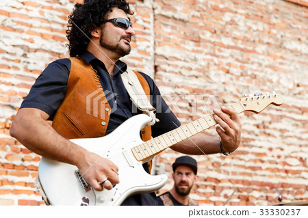 Love my music Love my music 33330237