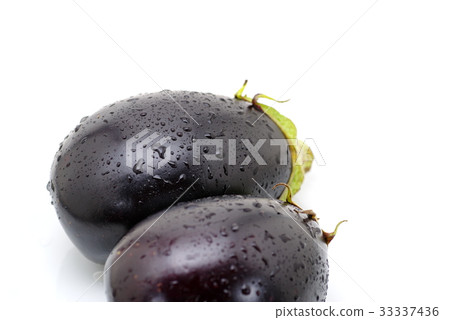 茄子2件白色背景向上b-1對角線對齊左對齊 33337436