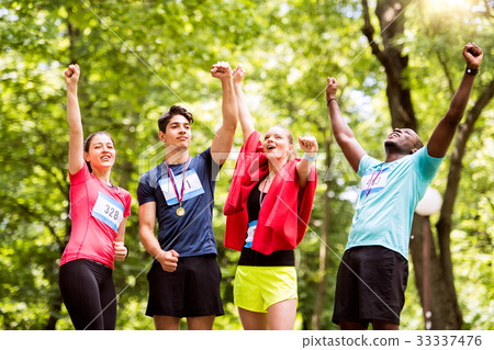 Group of young fit friends happy after finishing 33337476