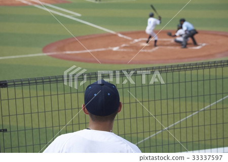 high school baseball  33337597