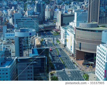 The downtown area of Sannomiya seen from the Kobe City Hall observation lobby (the mountain side) The downtown area of Sannomiya seen from the Kobe City Hall observation lobby (the mountain side) 33337905