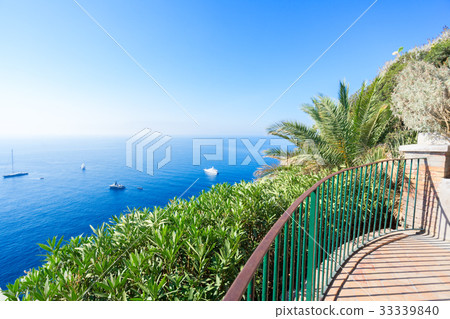 Capri island, Italy 33339840